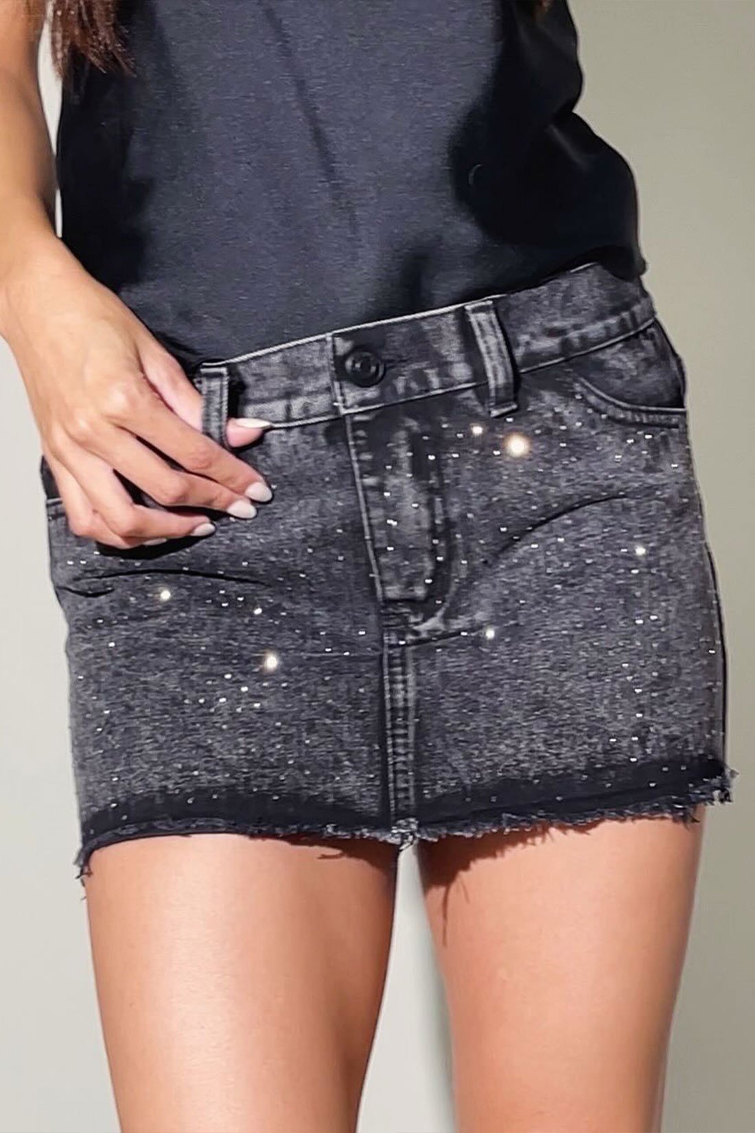 POLLERA MINI CON BRILLO